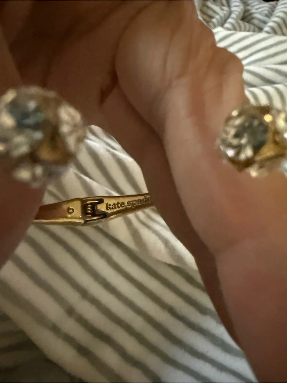 Vintage kate spade gold-tone open cuff bracelet with clear crystal clusters - Picture 3 of 6